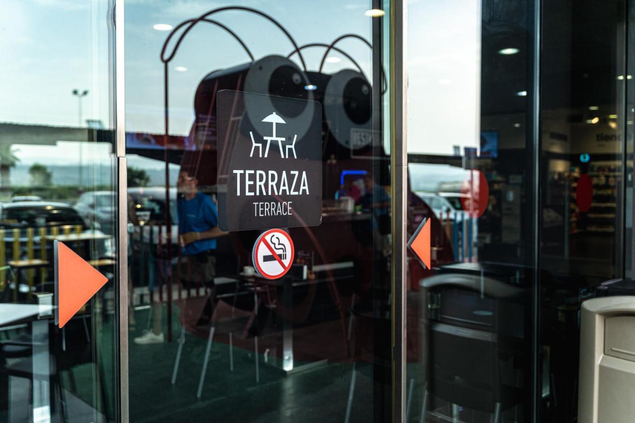 As Hoteles Fuente La Higuera Direccion Albacete La Font de la Figuera エクステリア 写真
